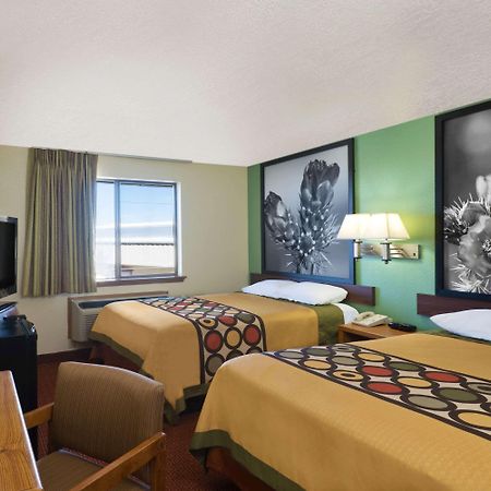 Super 8 By Wyndham Alamogordo - White Sands Экстерьер фото