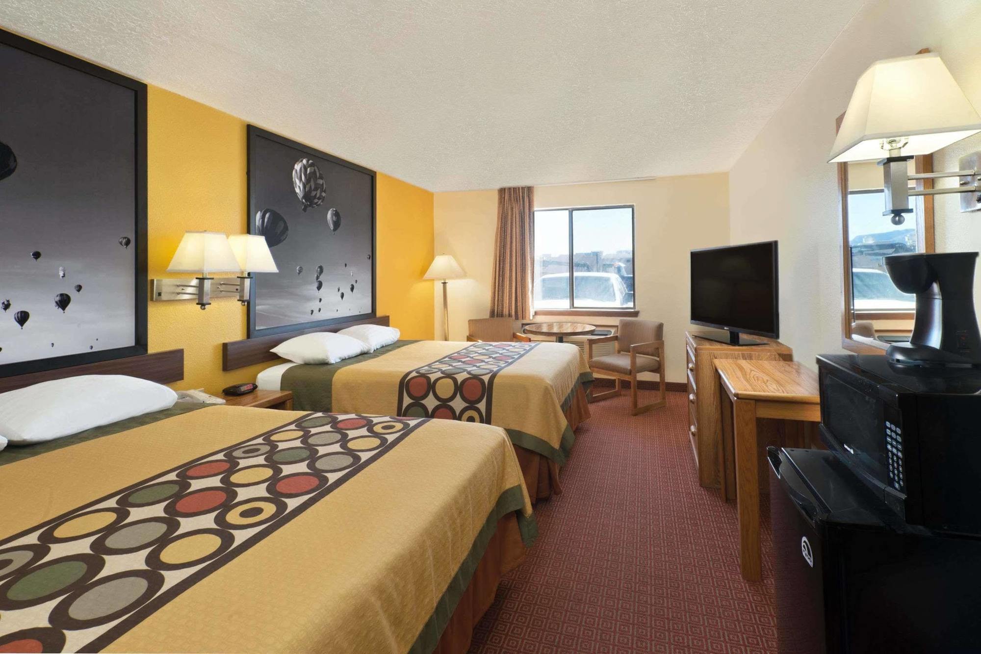 Super 8 By Wyndham Alamogordo - White Sands Экстерьер фото