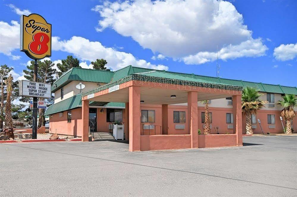 Super 8 By Wyndham Alamogordo - White Sands Экстерьер фото