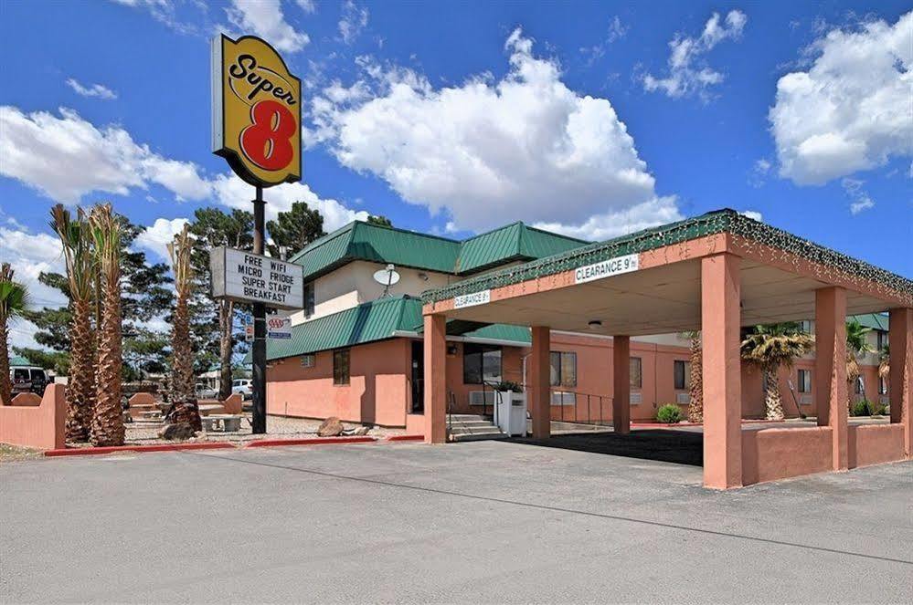 Super 8 By Wyndham Alamogordo - White Sands Экстерьер фото