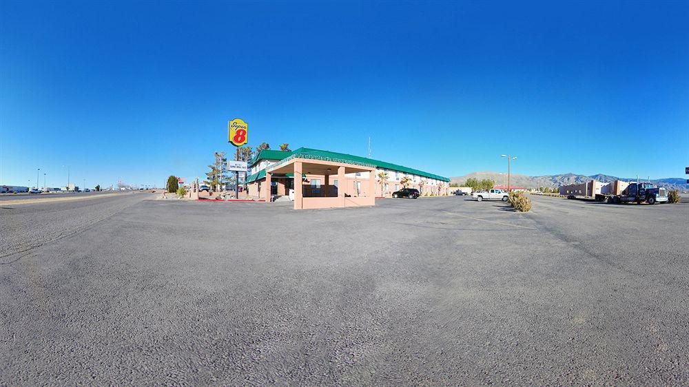 Super 8 By Wyndham Alamogordo - White Sands Экстерьер фото